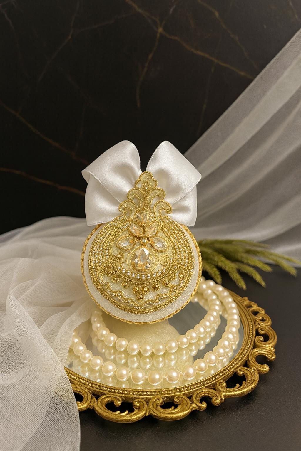 Handmade White Velvet Christmas Ornaments: Luxury Gold Decor